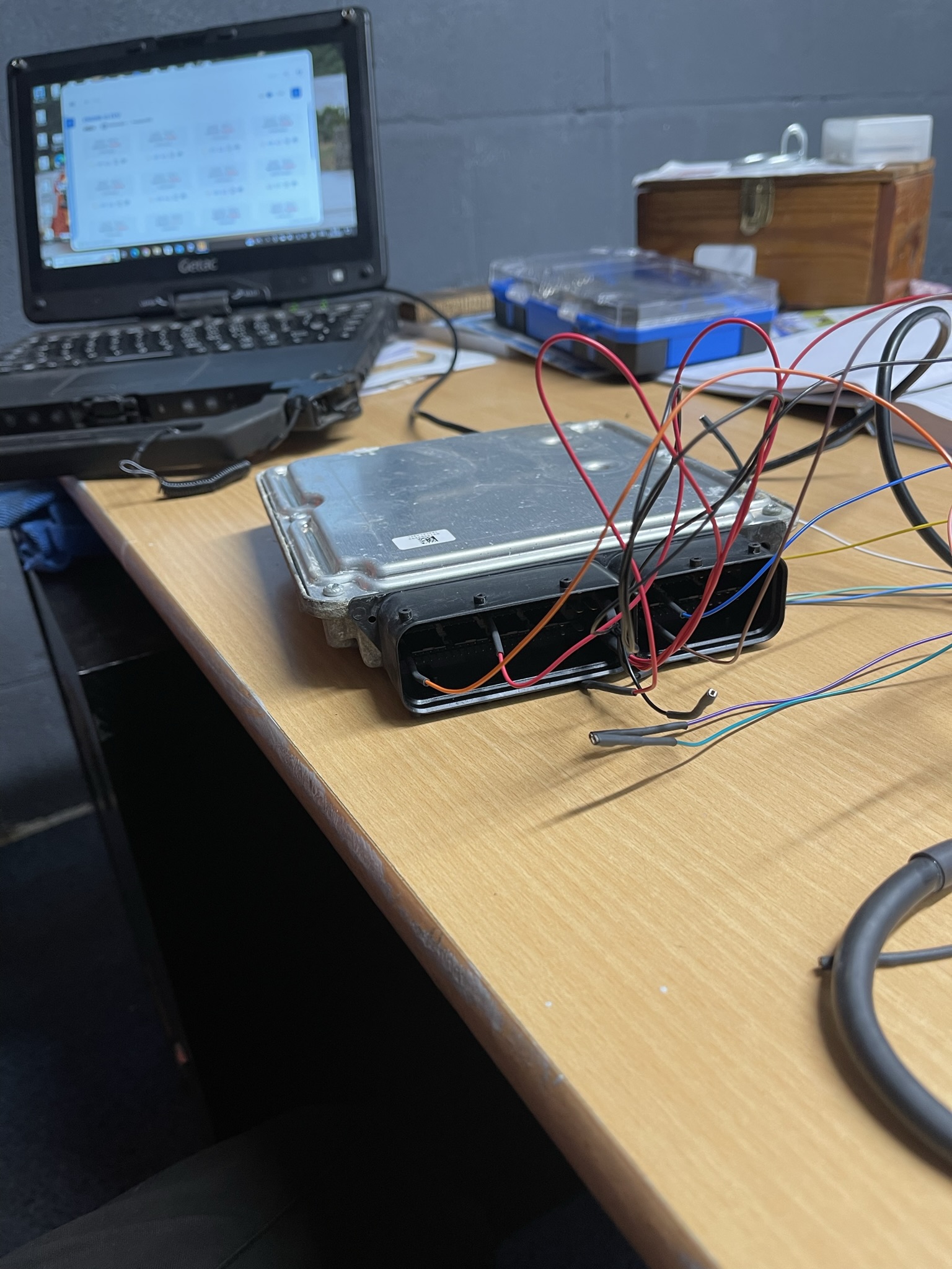 Bench ECU tuning